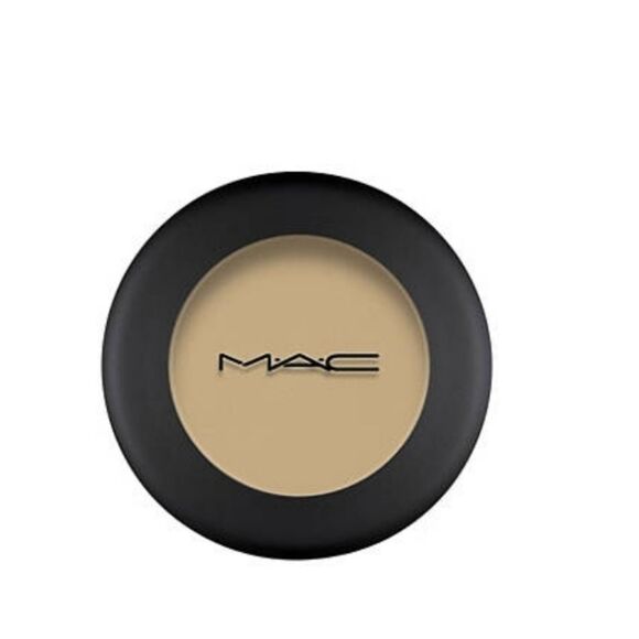 Mac Cosmetics Powder Kiss Soft Matte Eyeshadow - Picture 3 of 7